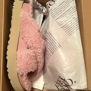 Ugg Pink Fuzzy Sugar Cross Platform Slides